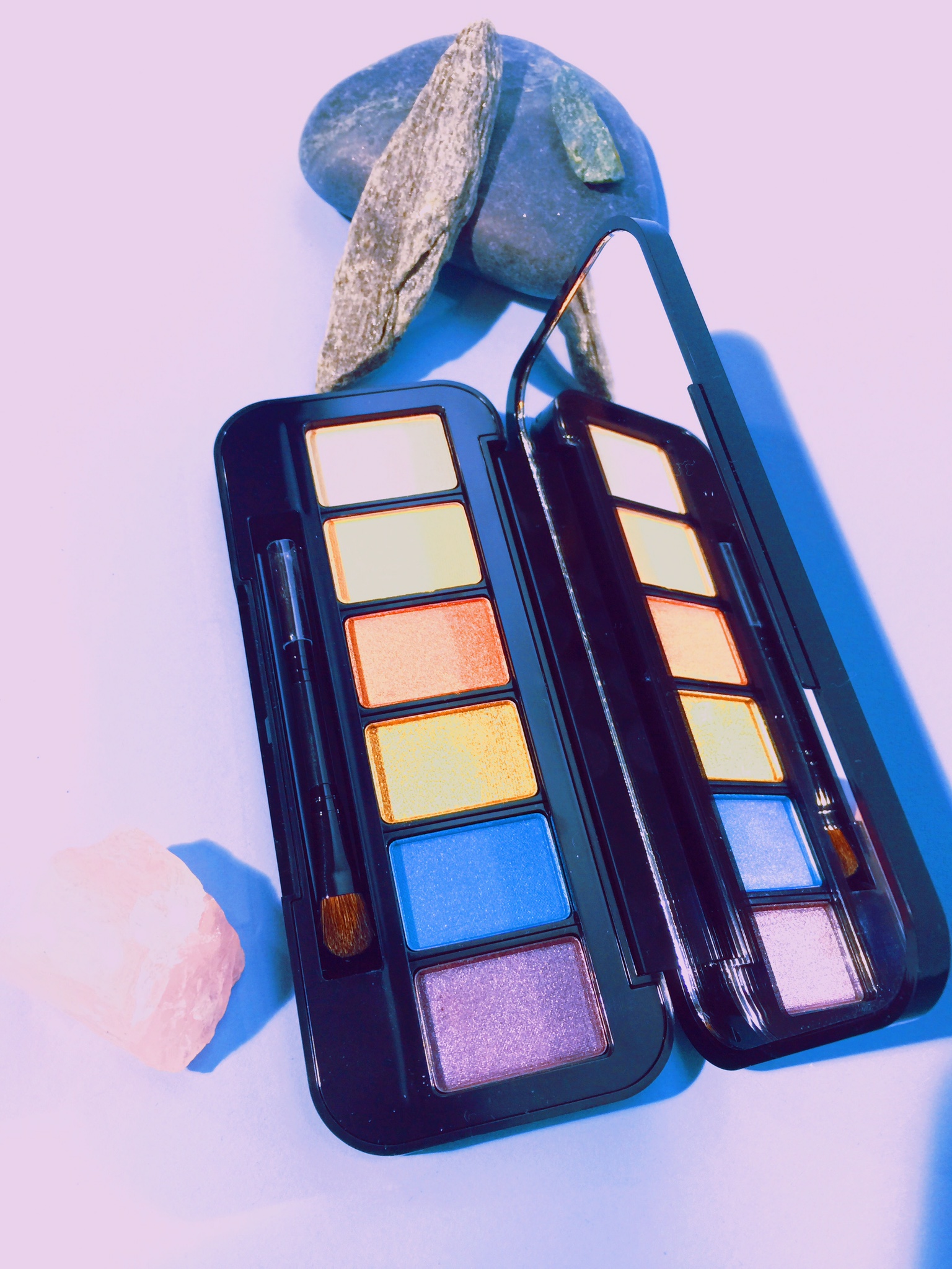   Buxom Customizable Eyeshadow Bar Palette   As a professional makeup artist, getting to custom-create my own palettes has become invaluable. These eyeshadow colors are absolutely beautiful and have a rich, pearl-like consistency. They are PRIMER-INF