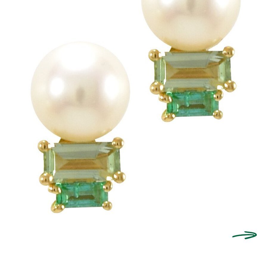 💚 Smitten by emerald and emerald hues?

@DaouJewellery's incredible earrings will be your go-to wardrobe staples!

As a woman in STEM and a third-generation jewelry designer, Dalia (and her work) is dynamic.

Her family&rsquo;s iconic design legacy 