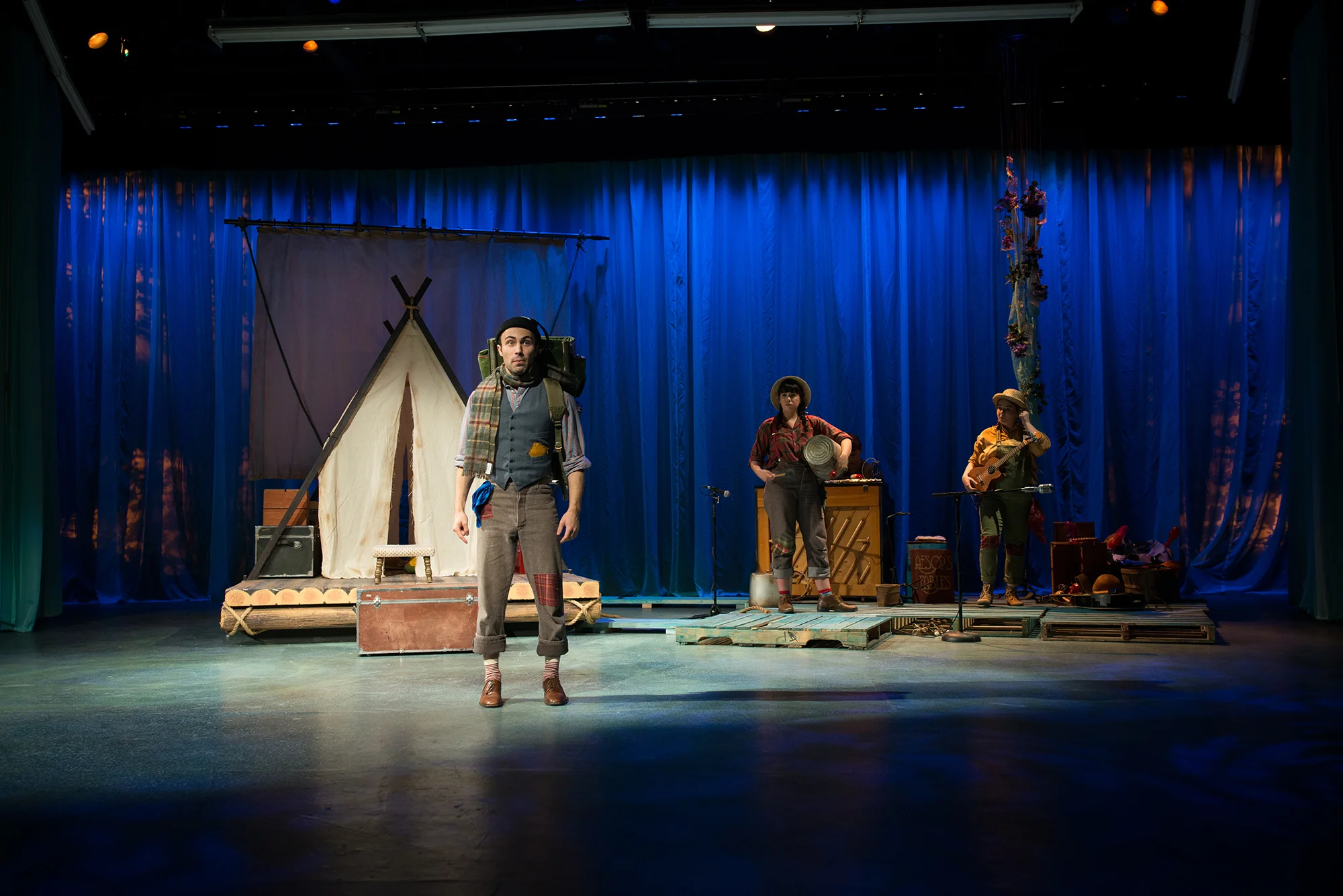 HGR_KS4_AesopsArchive_©RachelPhilipson_7514.jpg