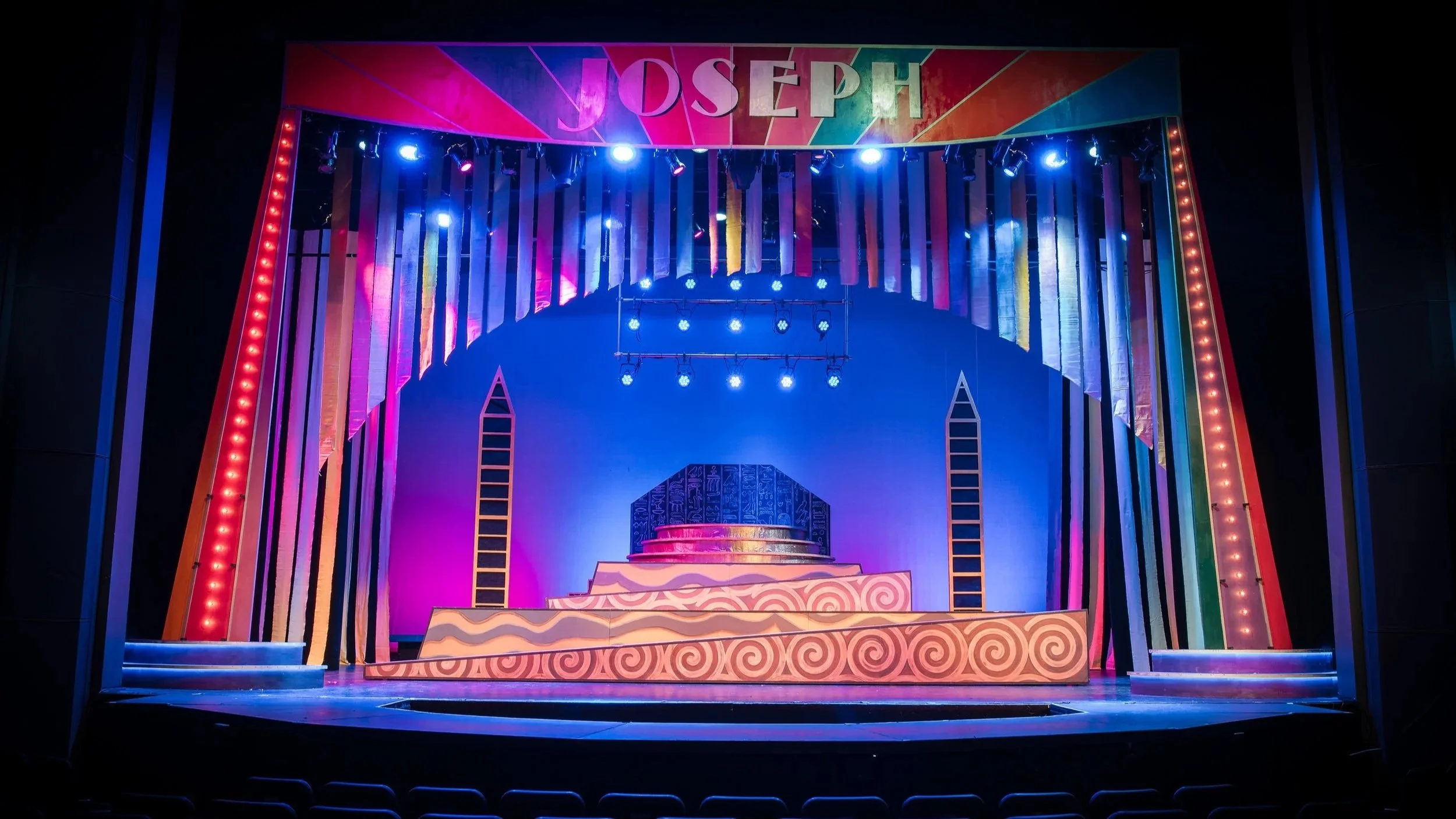 Joseph and the Amazing Technicolor Dreamcoat