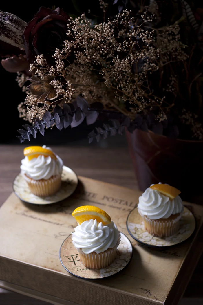 erikjimenez_3cupcakes.jpg
