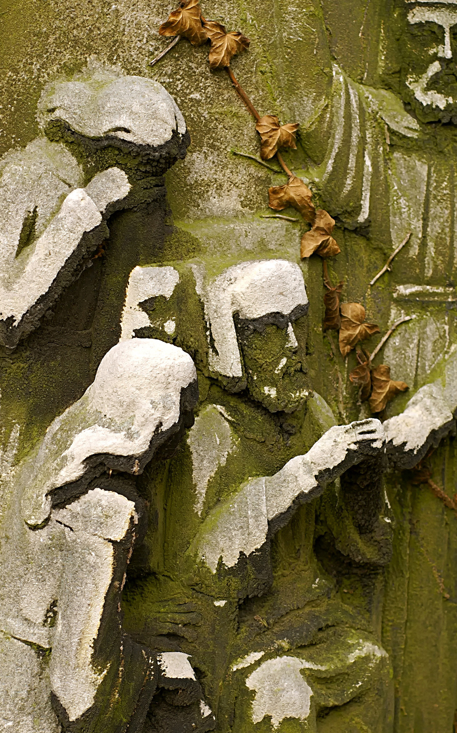 Kensal Green relief on tomb a.jpg