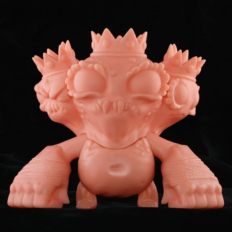 Triple Crown of Yo-Yo mascot by Squibbles Ink, Rotofugi, Chris Ryniak, and Shinbone Creative.
This is looking good. I have no real interest in yo yo’s but they sure got together an awesome team to interpret their mascot. I’m going to try and score the painted version if it’s cool.