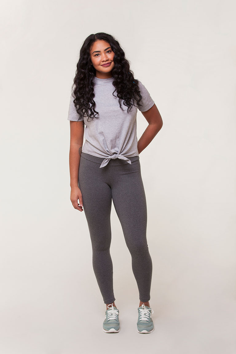 sw3076-shelly-01-large-6dd479b90ddbb44876b5a5ca5df0847896a0e4a3f3cb7f9be4ab97c0677b0cec.jpg