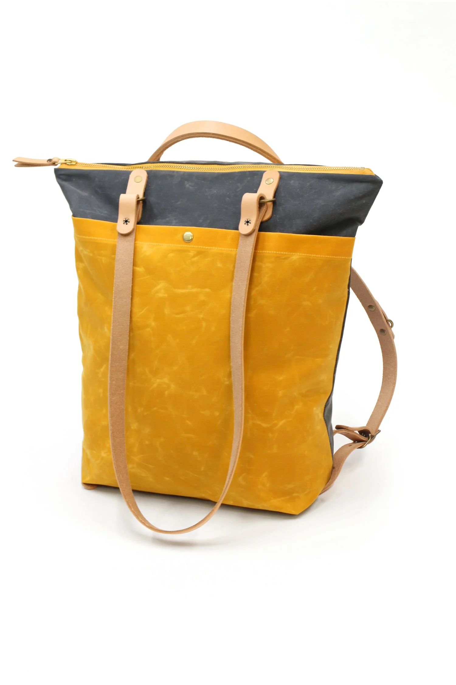 MAIN+BAG1+bright+background-min.jpg