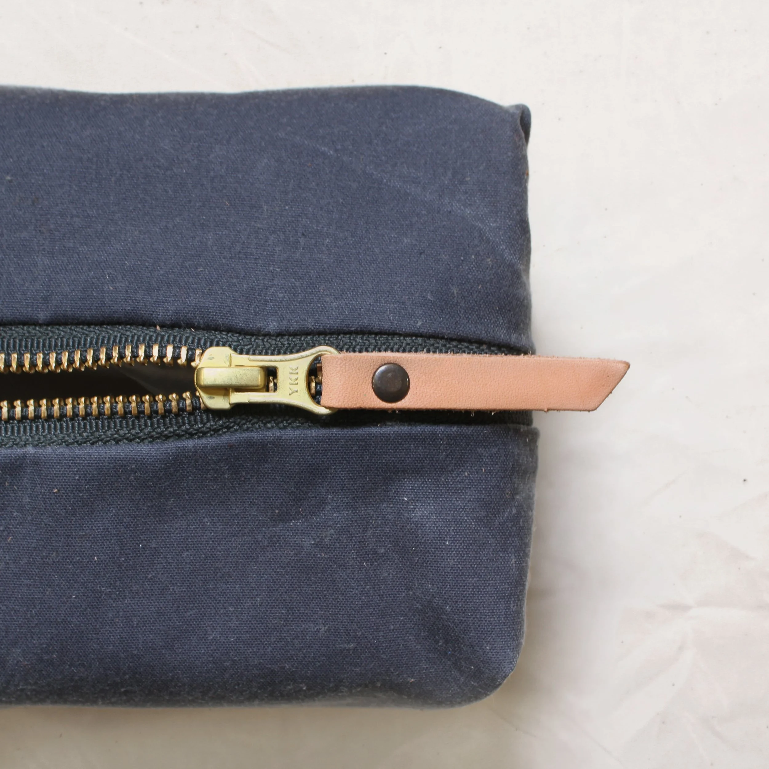 Zipper pull on bag-min.jpg
