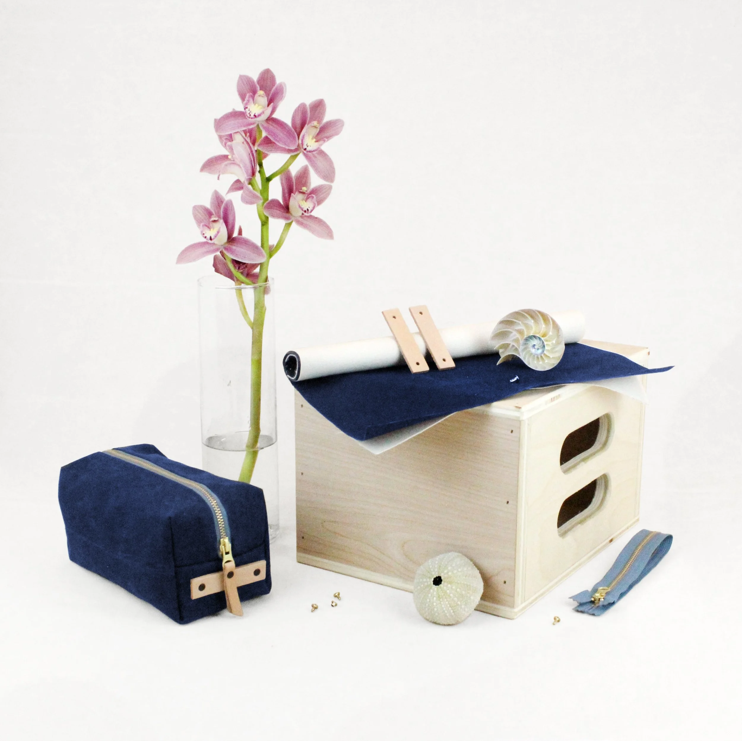 4. Woodland maker kit display-min.jpg