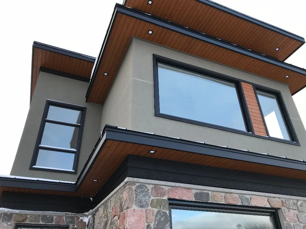 Exterior 1.jpg