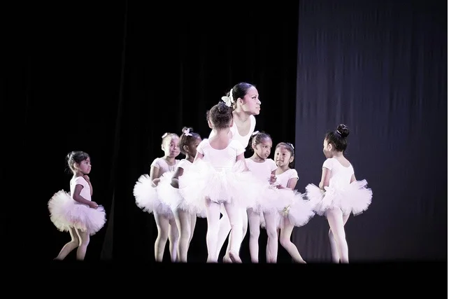 Ana Cabrera Ballet Picture 1.jpg
