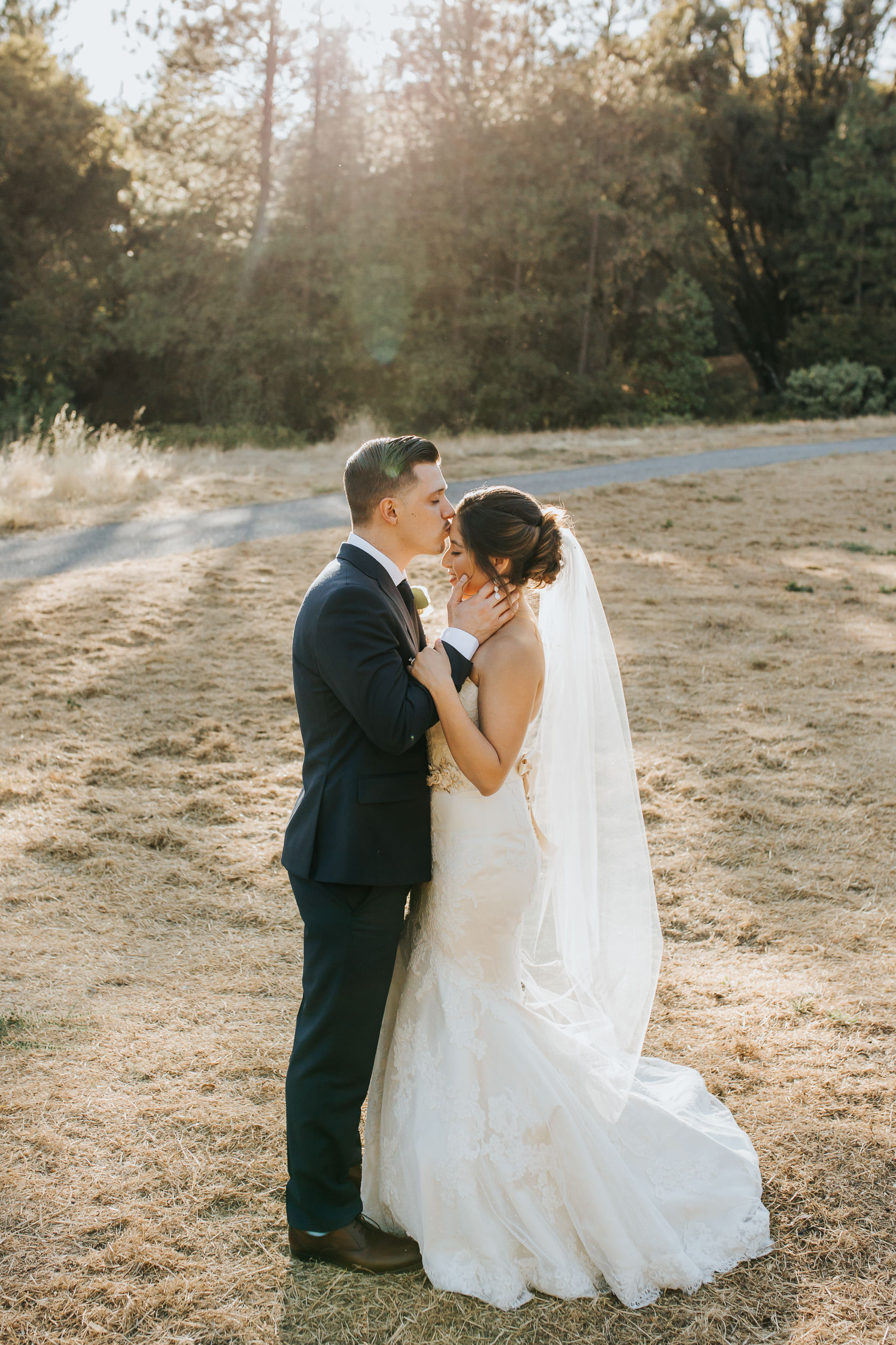 54Priscilla&NickMonteVerdeInn-.jpg