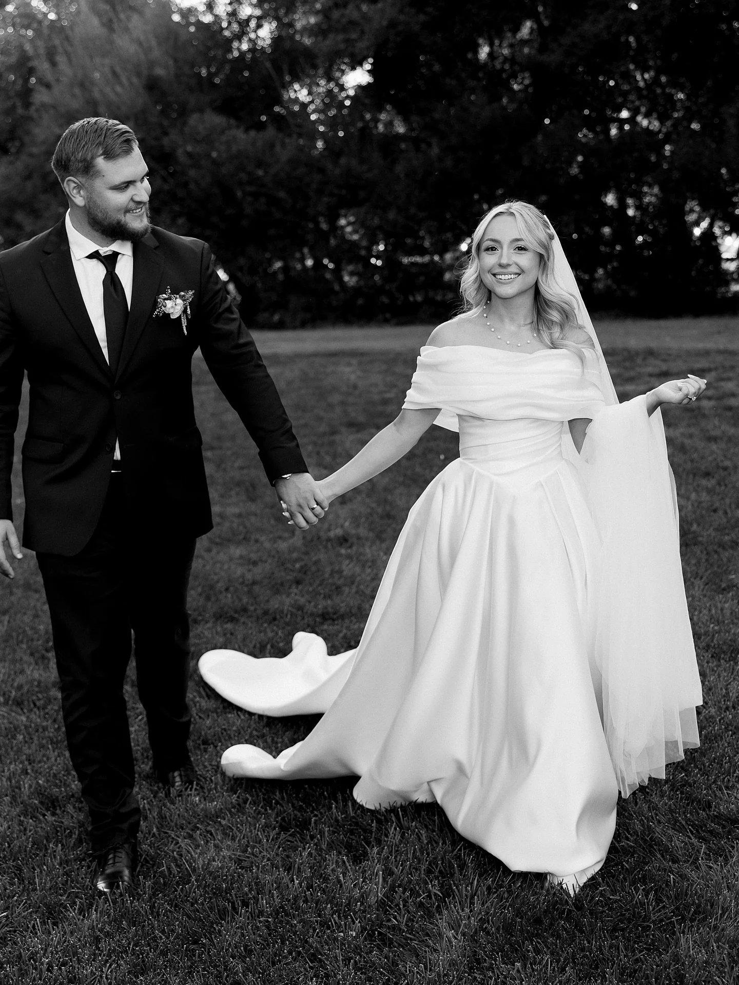 At the end of the day, a wedding day is all about being surrounded by loved ones celebrating love. And that&rsquo;s pretty awesome! 

Amazing Vendor team:
Coordinator: @coordinatedbylove 
Venue: The Maples @themapleswoodland 
Host: @andrei_hurzhyi 
P