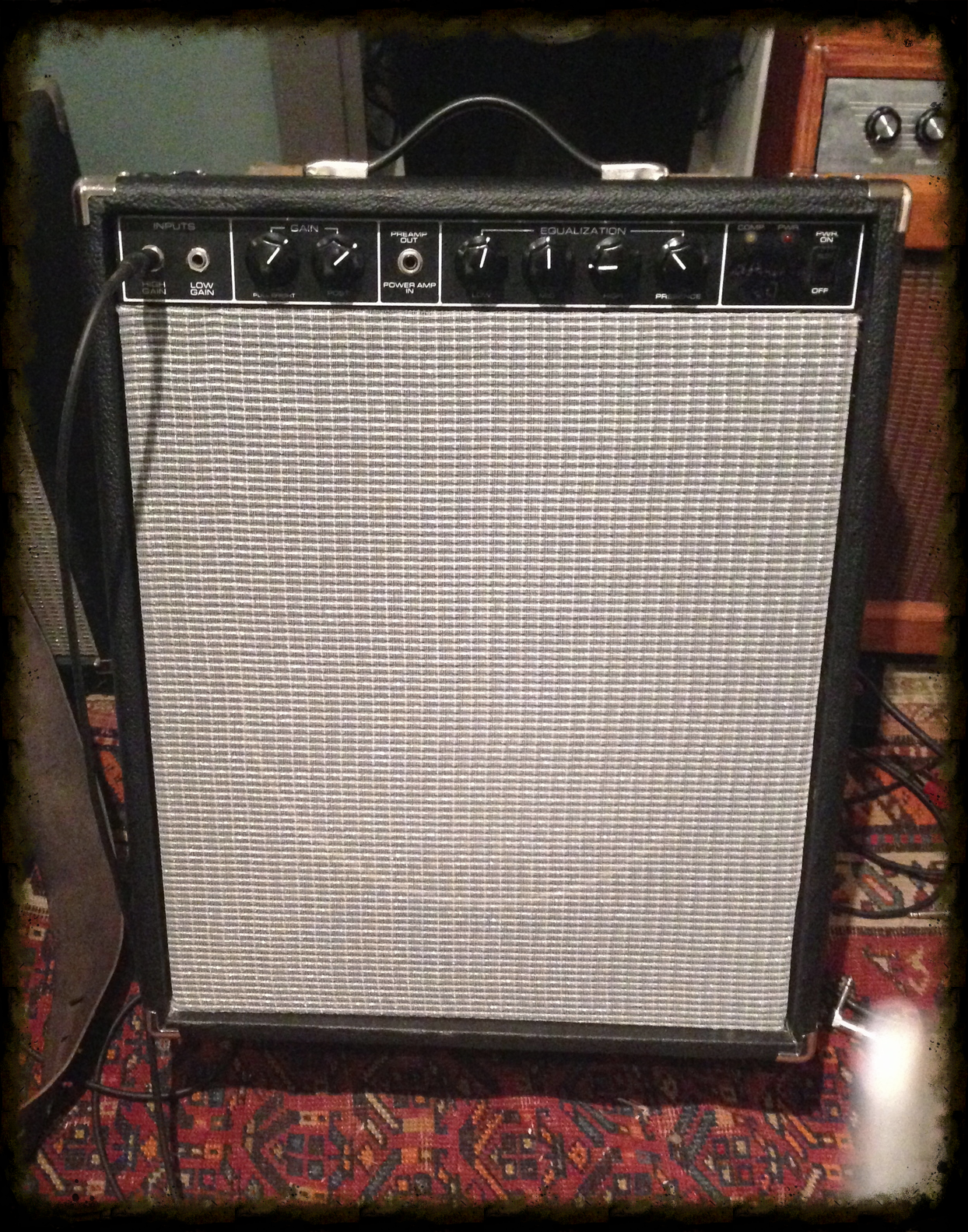 MOD amp. 40 watts. 1 x 15" vintage Eminence 100 watt Speaker. Sparkling cleans, nice overdrive. Great for guitar, Bass and Keys. $300.