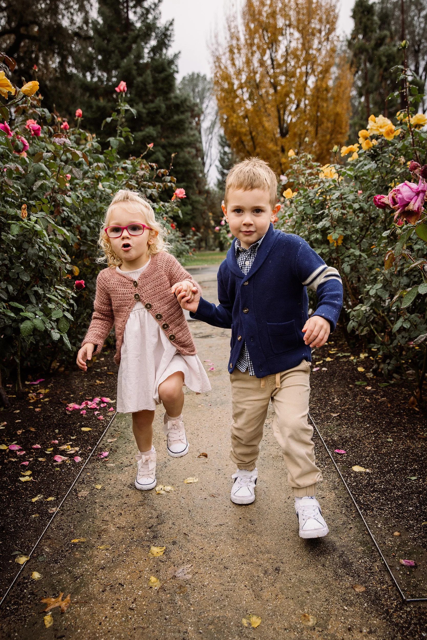 ChristineMatt_FamilyPhotos_11-23-24_PatrickBeaudouin_PTB_8787.jpg