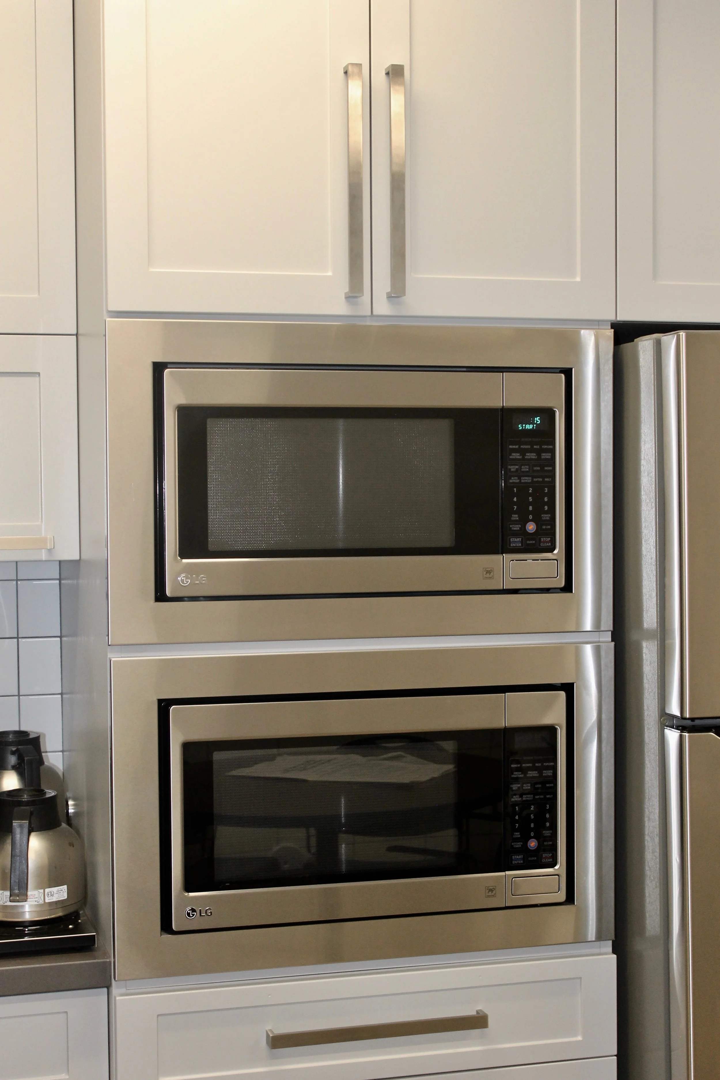 30%22 standard trim kits for LG microwave, model # LCRT2010ST.jpg