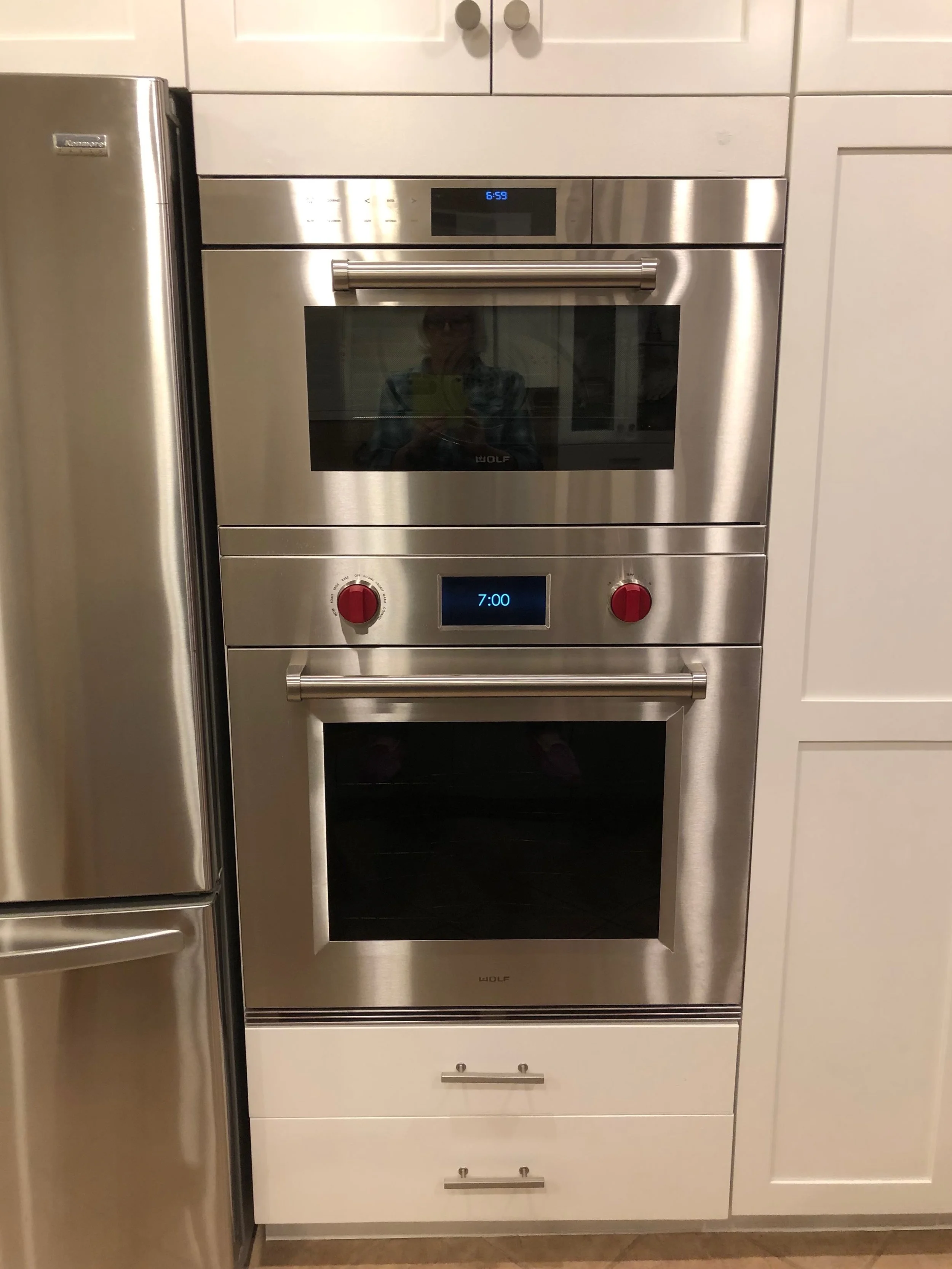 Custom filler strip between a Wolf M Series Convection Steam Oven Model CSO3OPM/S/PH and a Wolf M Series Built in Single Oven Model SO30PM/S/PH
