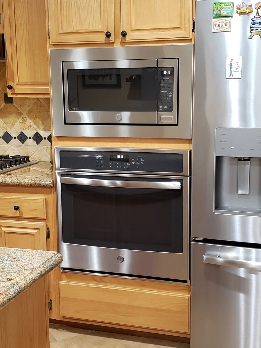 30%22 Standard trim kit for a GE microwave, model # PES7227SLSS.jpg