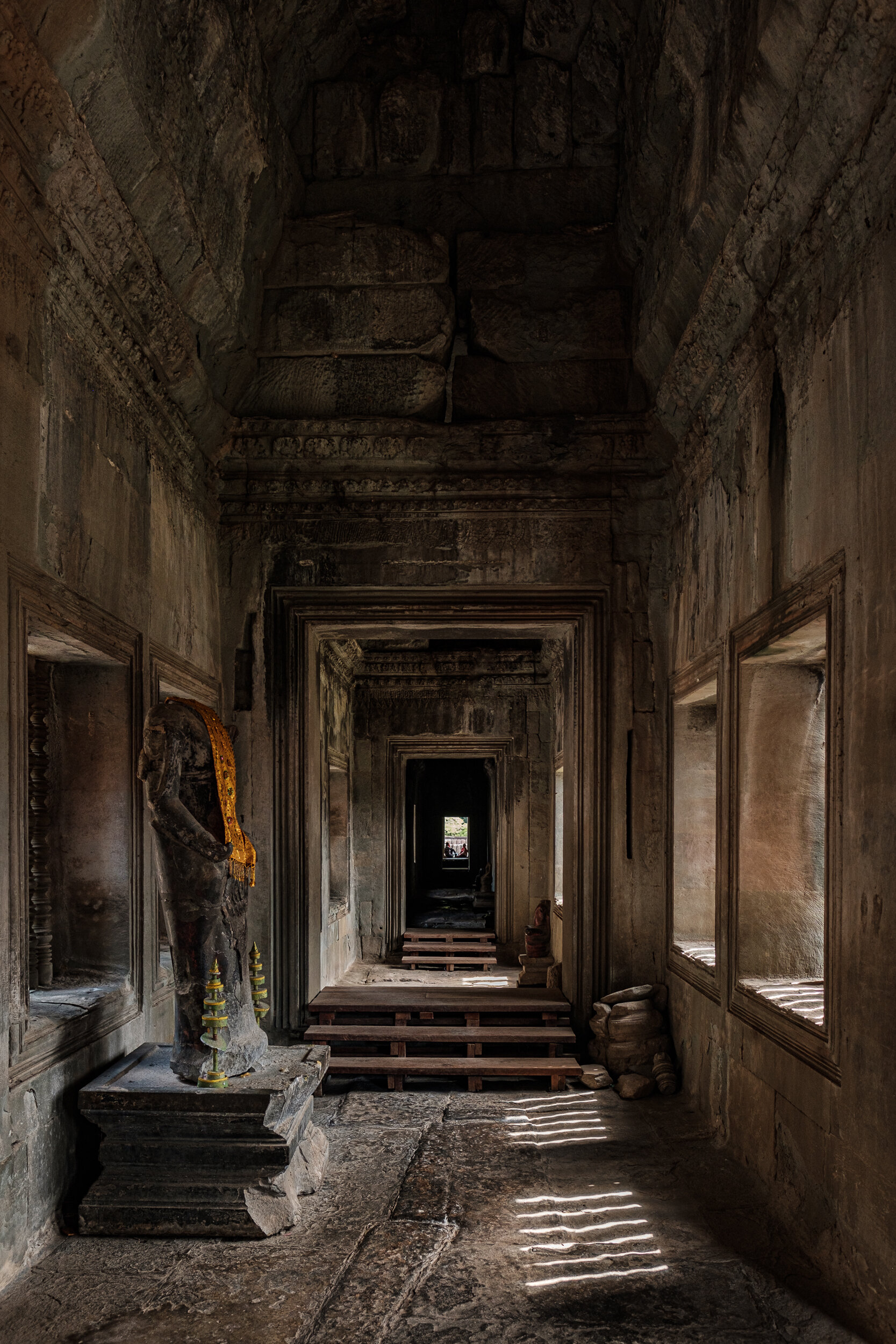 ANGKOR_WAT_XPR2_20170117_124639-4-© R Cawthra.jpg