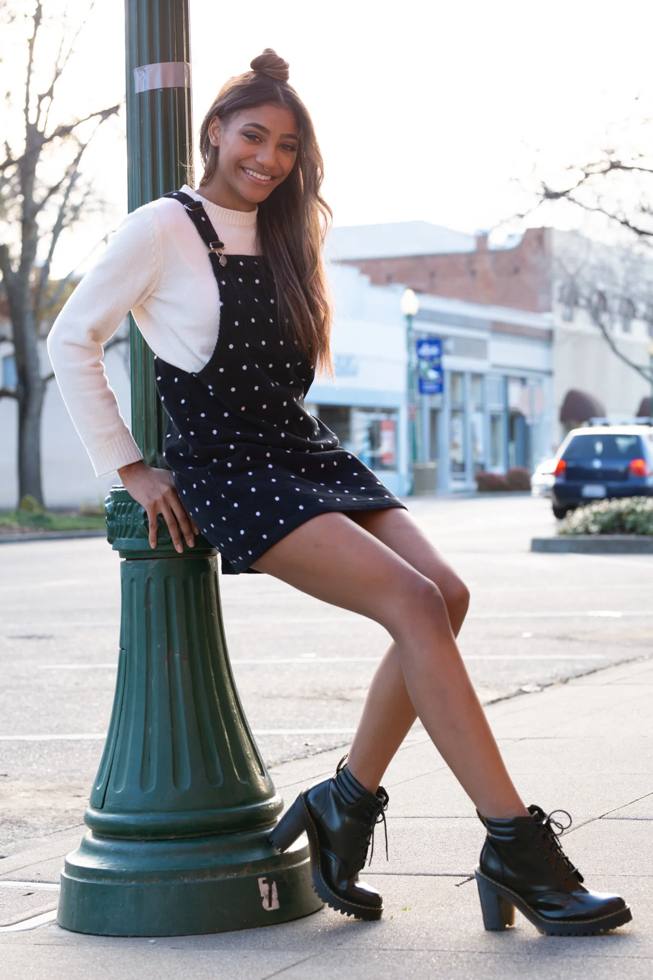JasmineWilson_CompCard-_X9A1069.jpg
