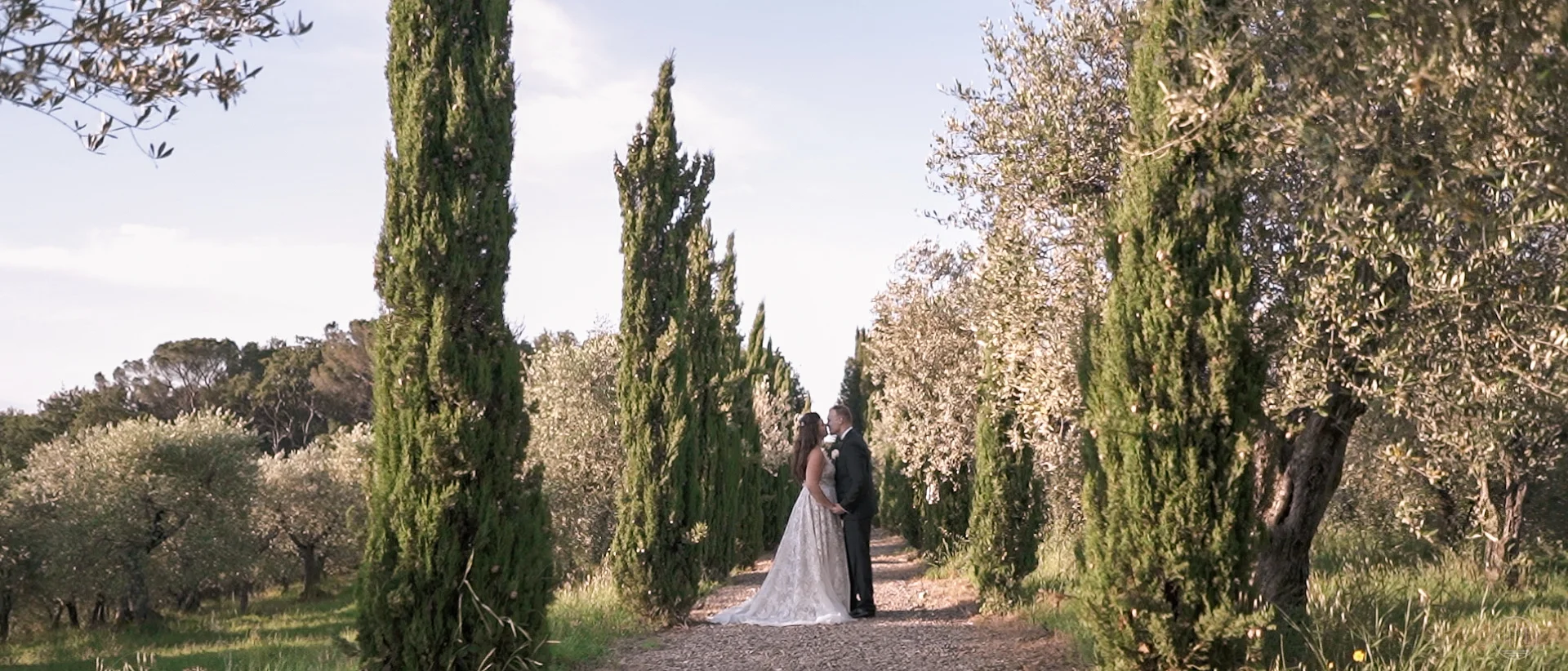 Wedding video in Tuscany - Villa Mangiacane + Pizza and Pool Party 