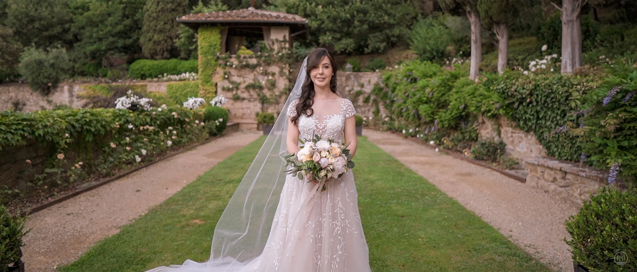 ⎨A + D⎬Wedding video at Villa Le Fontanelle | Tuscany