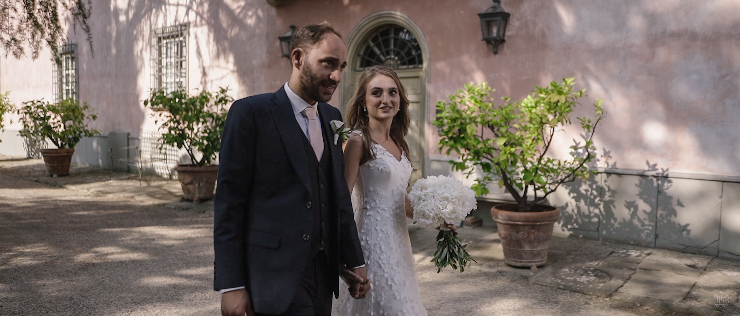 ⎨L + F⎬Wedding video at Villa Barberino | Tuscany
