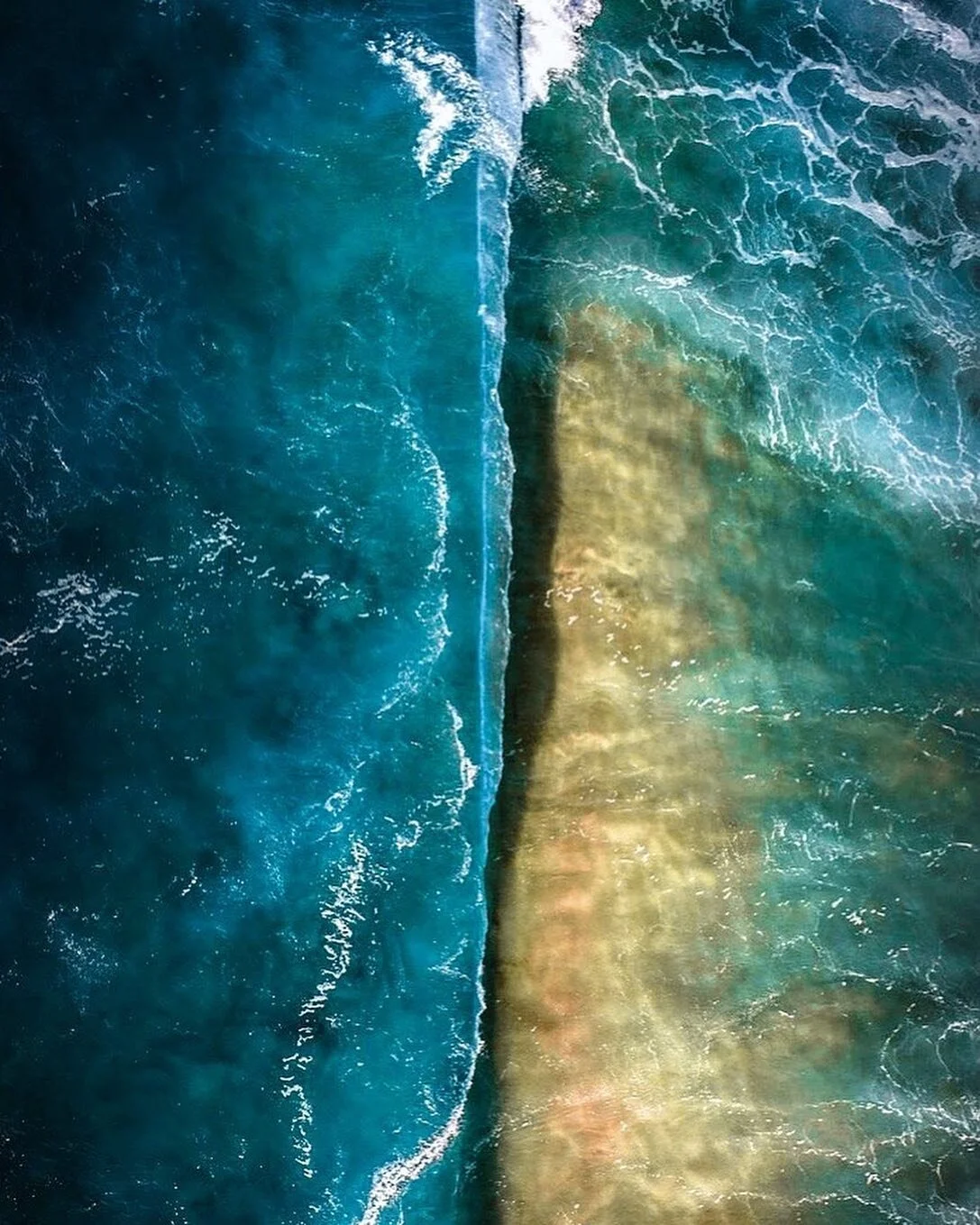 There is beauty all around us, if only we pause long enough to sea 🌊🌊🌊 (pic by the amazing @dgphotography264 🙌🏽🙌🏽)

⁠
⁠
⁠
⁠
- -⁠
For #goodvibesonly follow @lucieandtheperfectwave⁠
🌊🌊🌊🎸🎸🎸🎶🎶🎶✨✨✨⁠