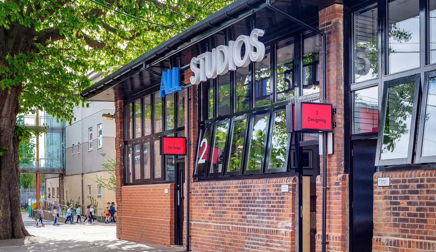 Alleyn's All Studios School Refurbishment by MAP Architecture