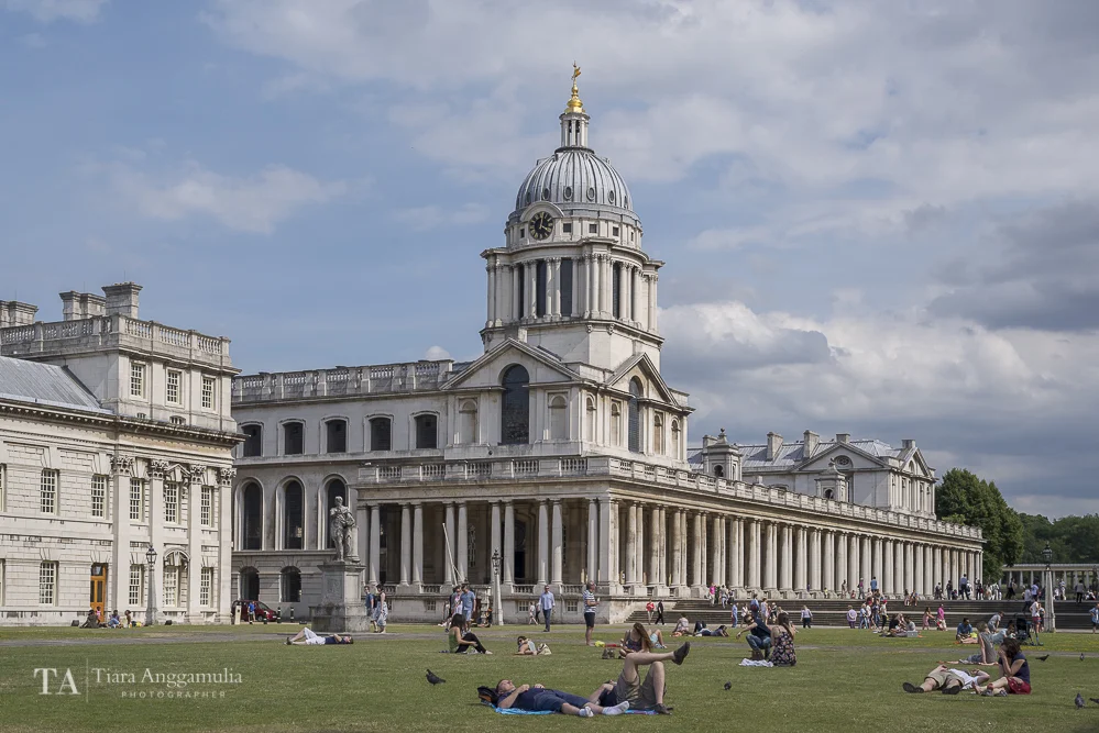 Enjoying the summer in Naval College Gardens.