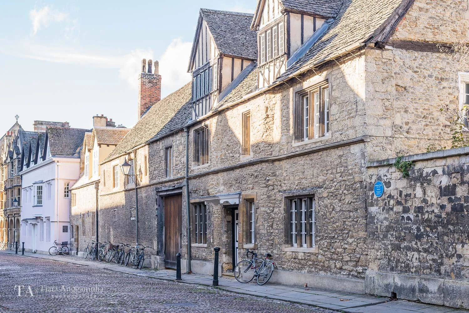 The medieval street in Oxford.