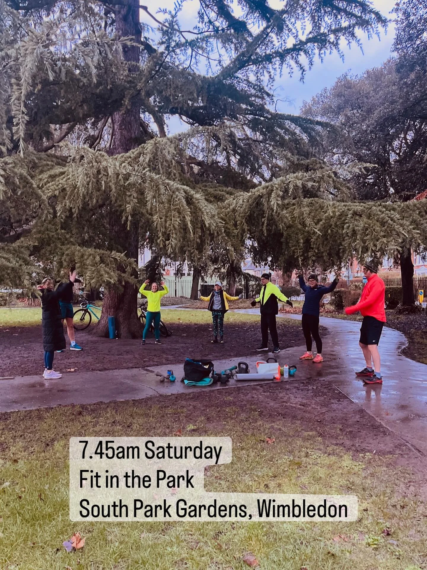 If it&rsquo;s raining, we&rsquo;re still training! 

Very proud of our 7.45am Fit In The Park group this morning.

Drop me a line if you&rsquo;d like to join us!

#fitInthepark #southparkgardens #wimbledonfitness