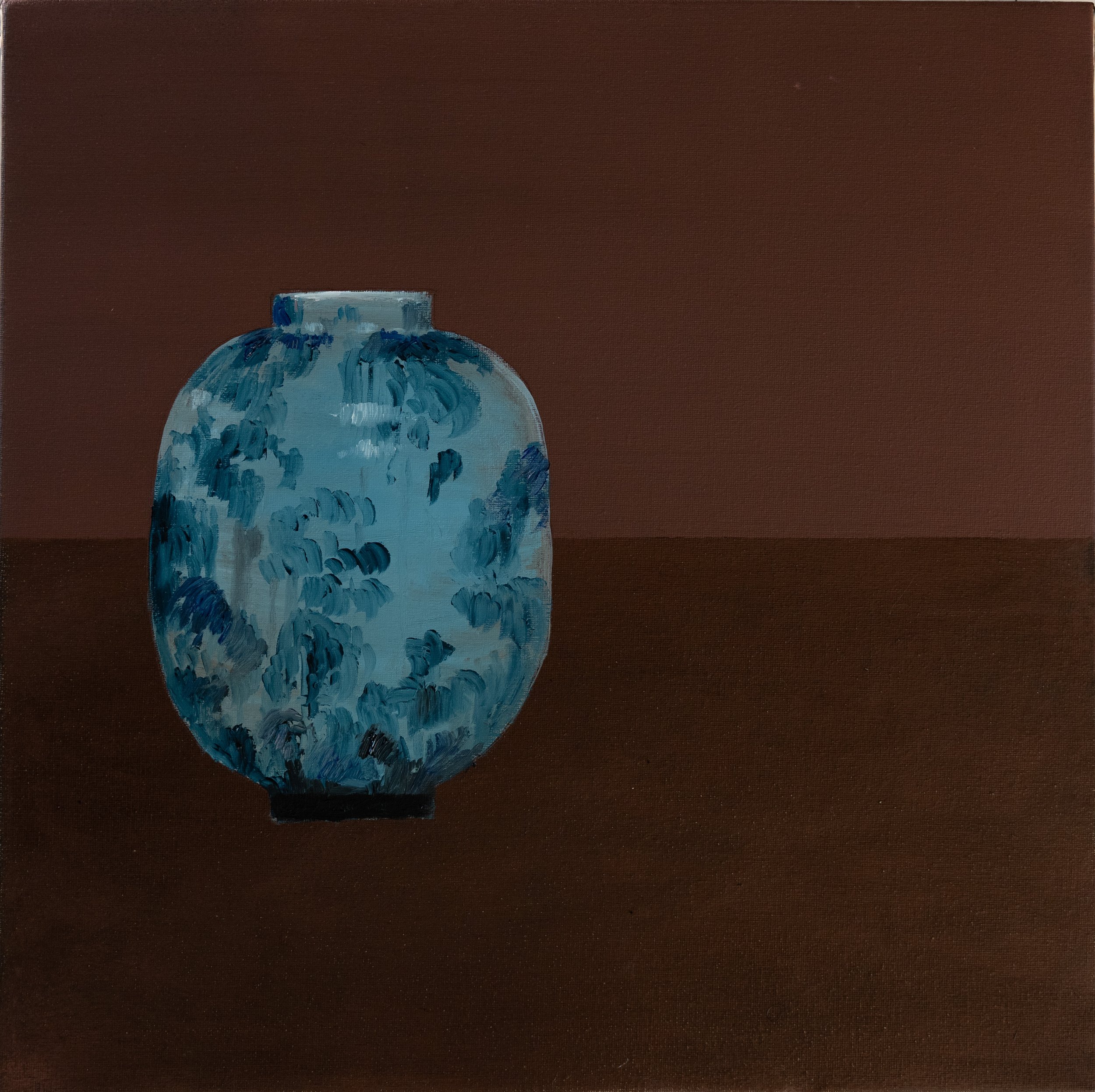 Gemusterte Vase Blau, 2026, Öl auf Leinwand, 40 x 40 cm