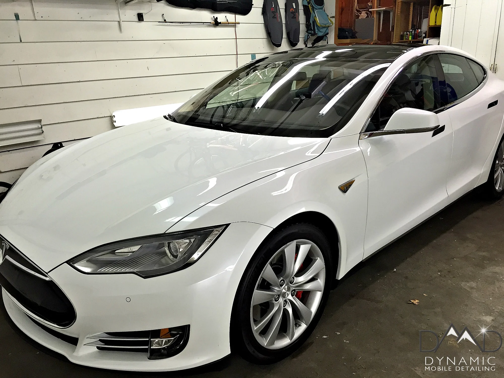 White Tesla1.jpg