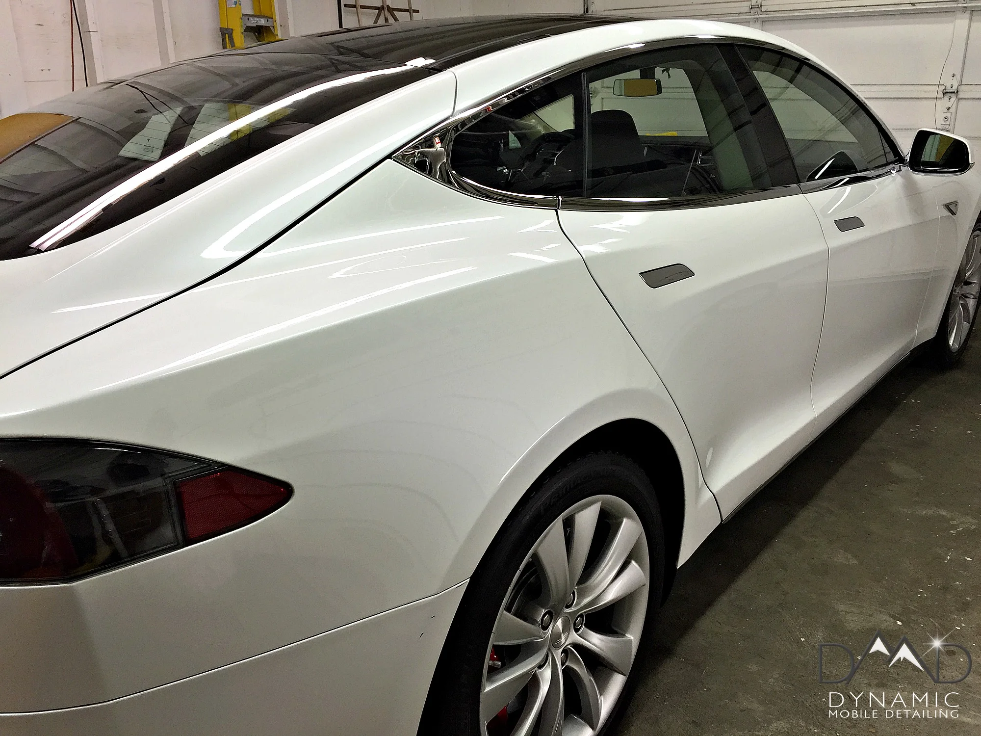 White Tesla2.jpg