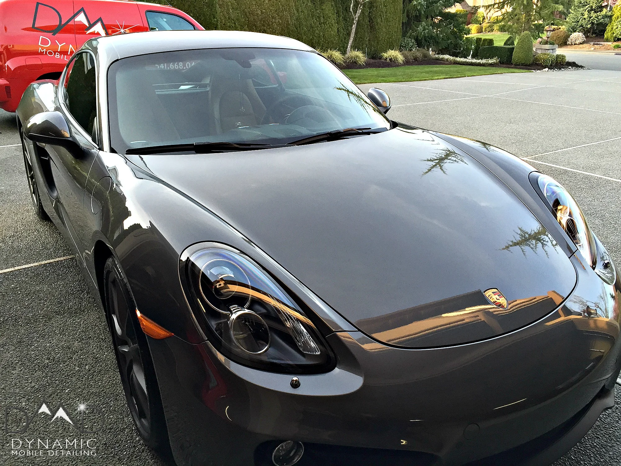 Porsche Cayman-4.jpg
