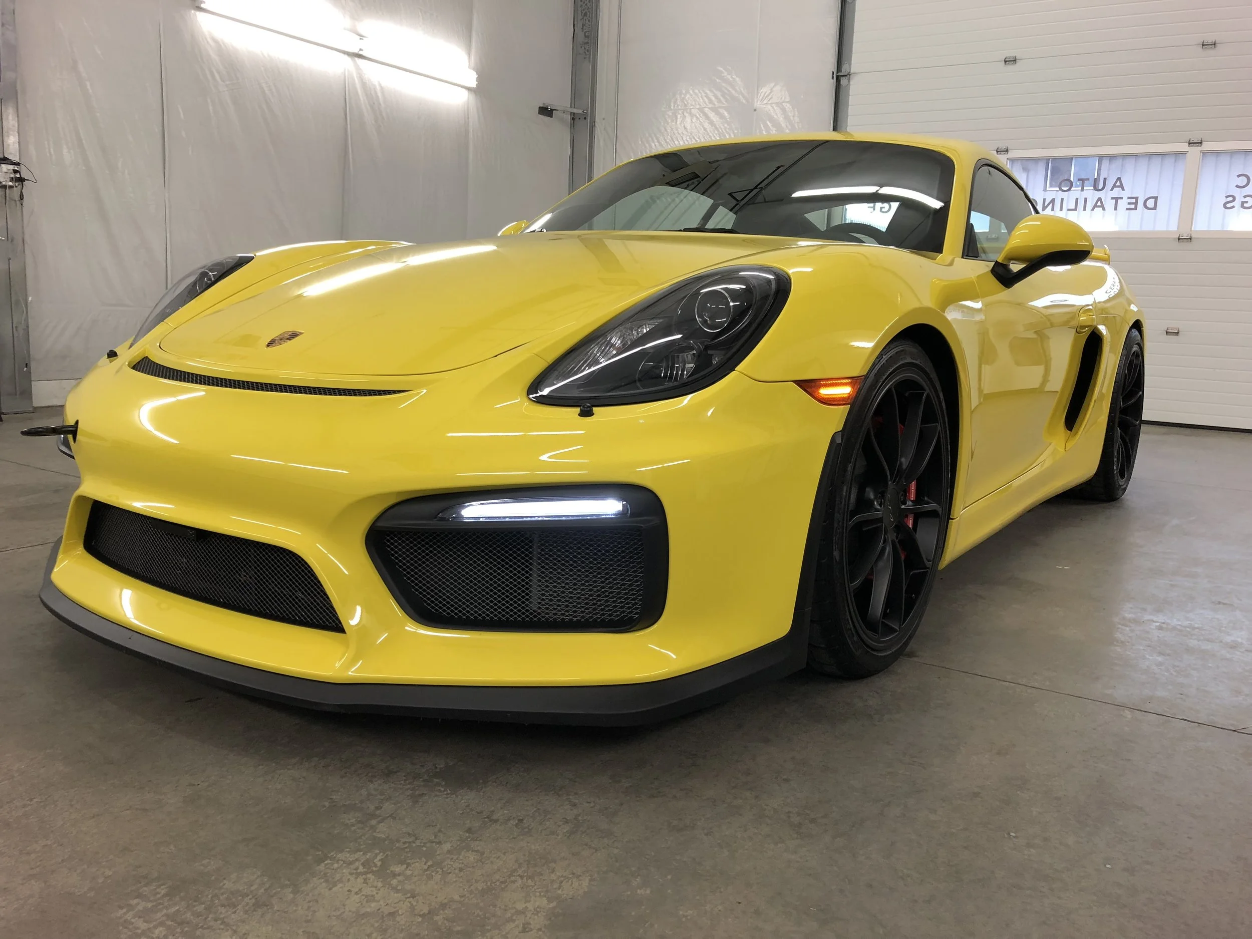 Yellow GT4.jpg