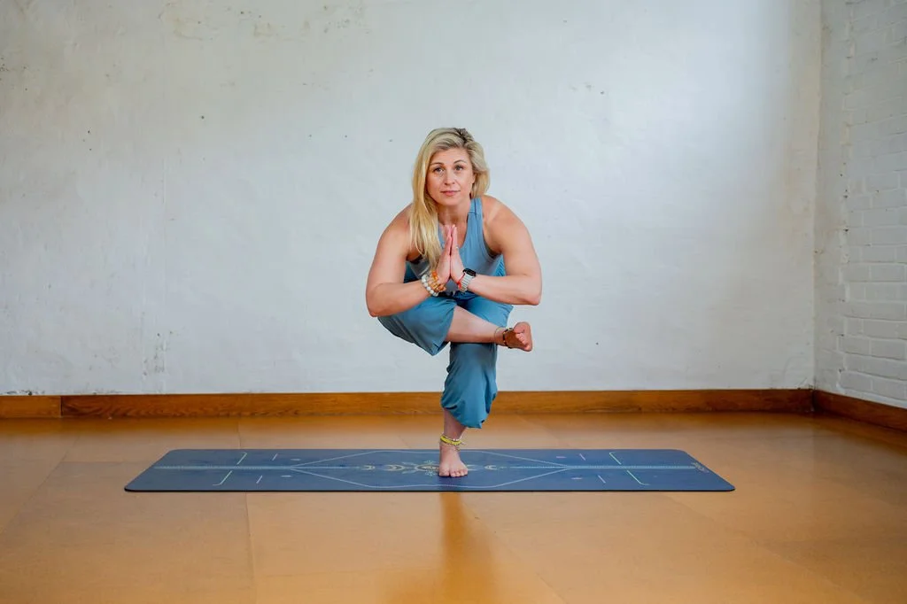 Peak Hot Flow with Emma Lander