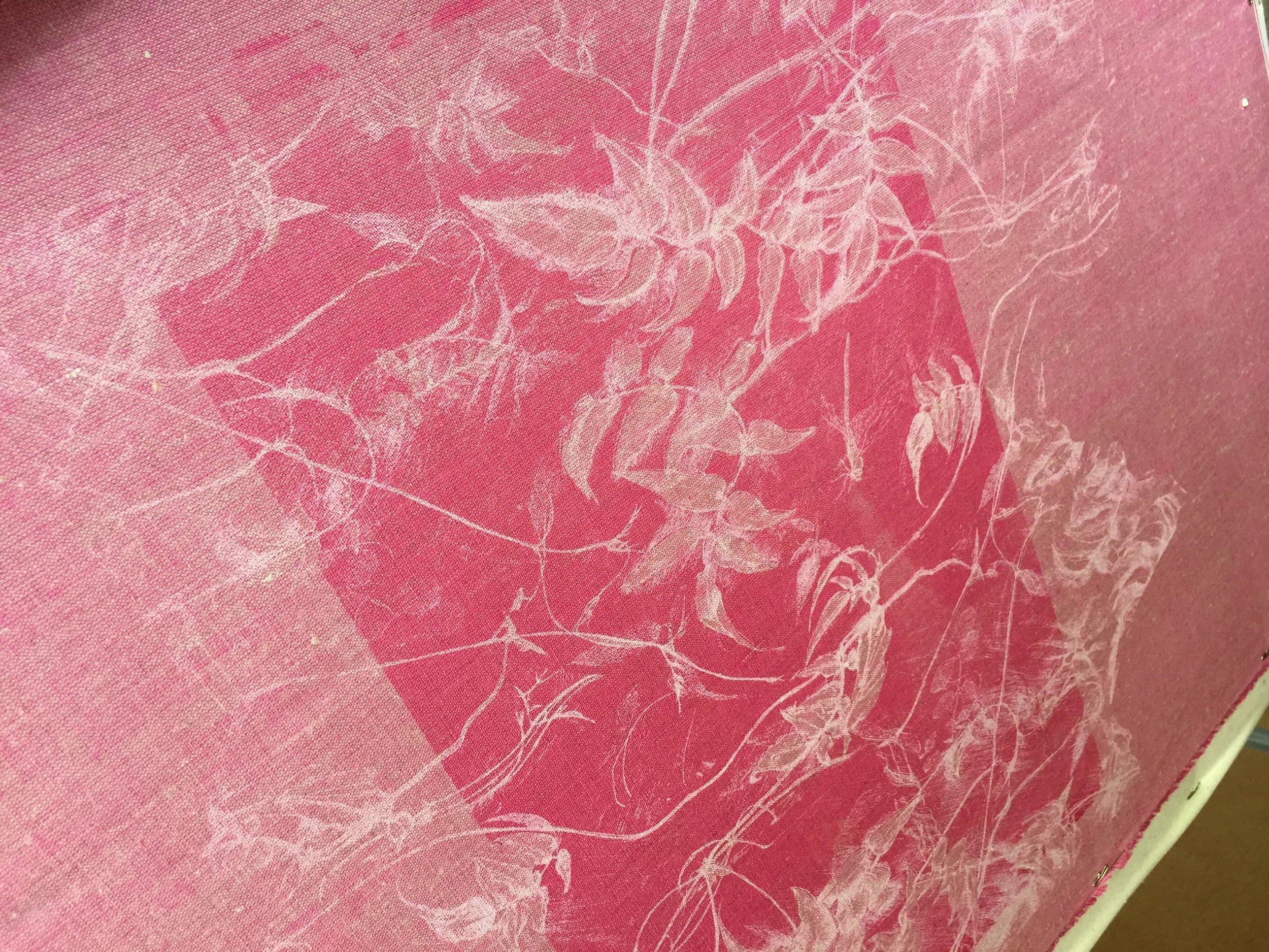 Screen printing on two tone linen, warp 