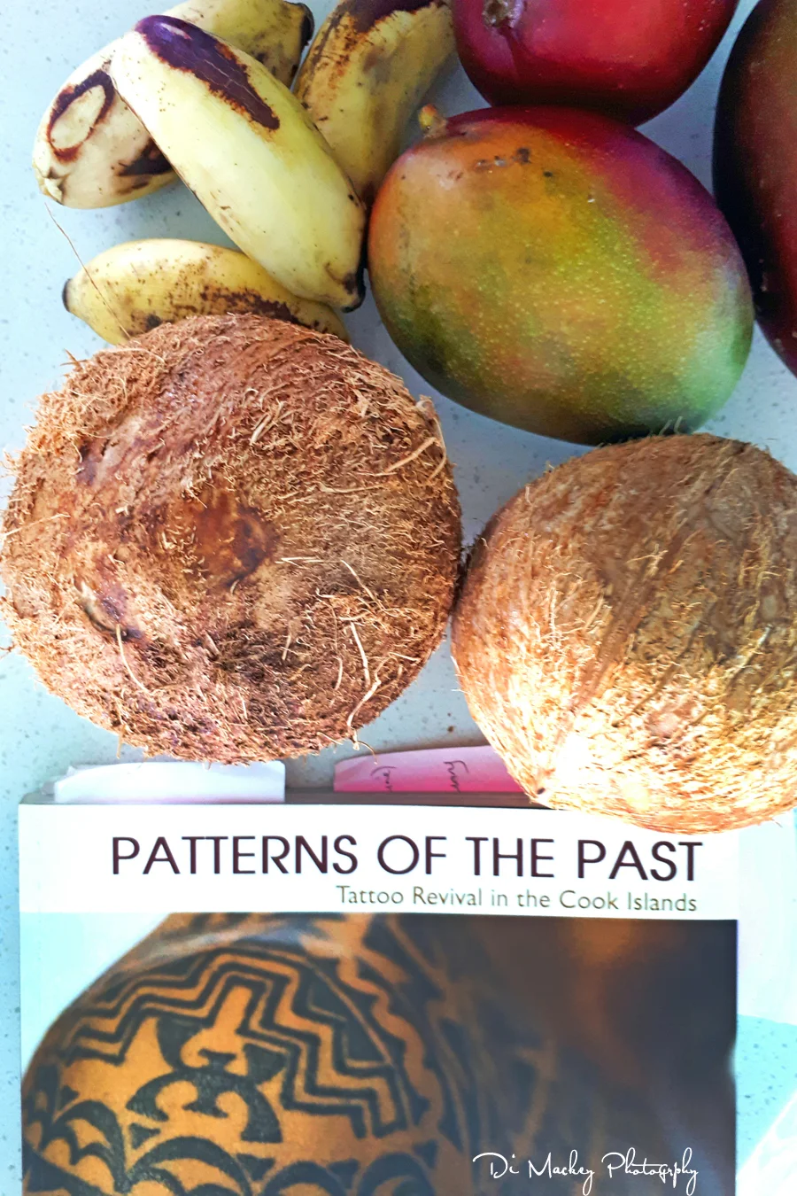 on my bench, raro.jpg