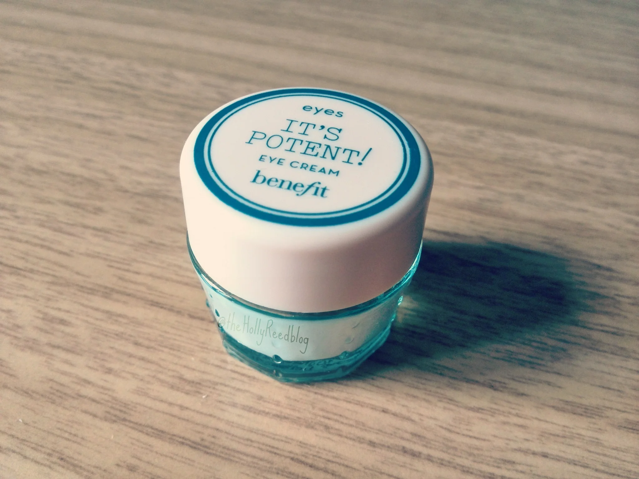 benefit it's potent eye cream review