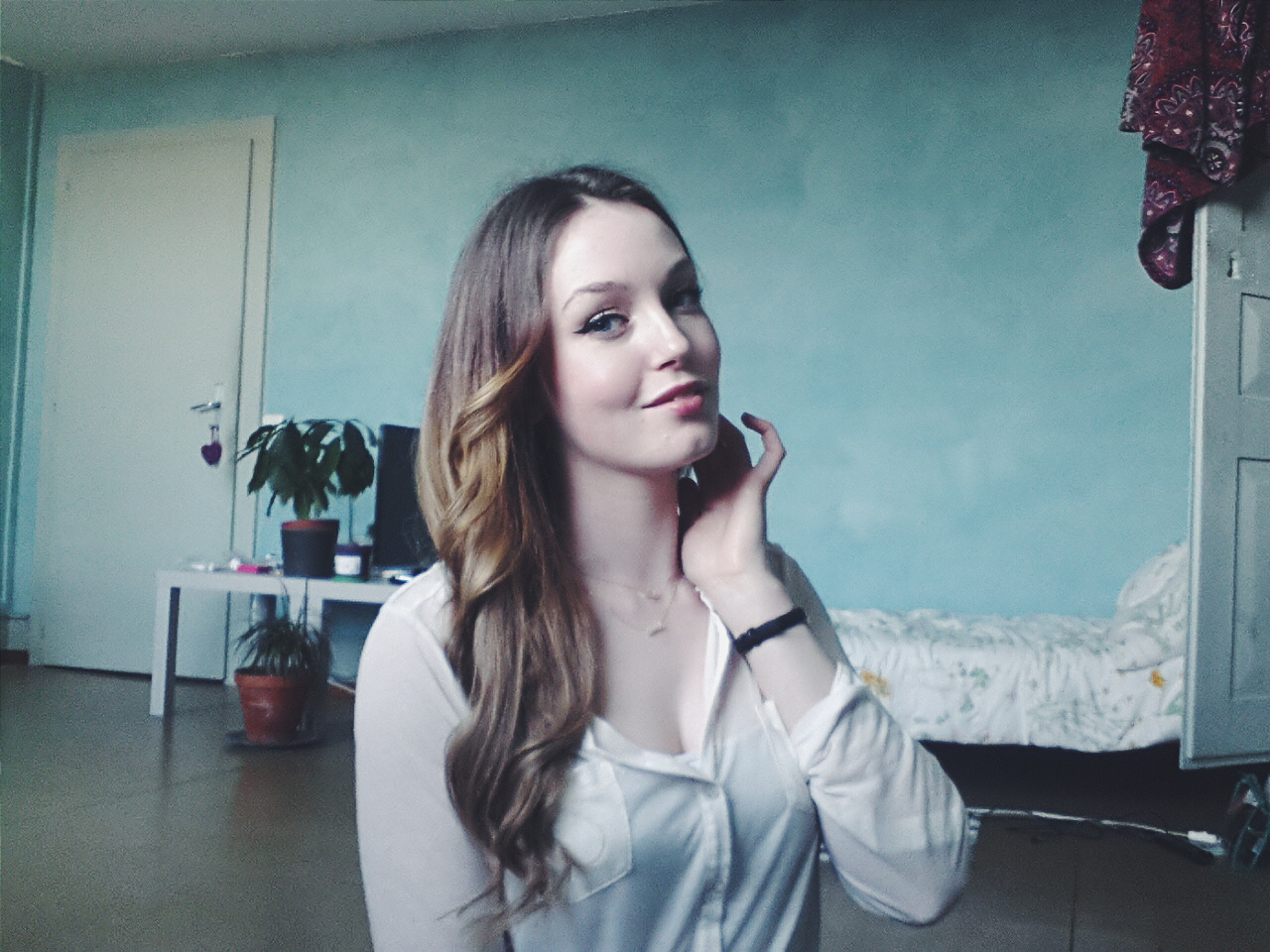 How To Dye Hair Extensions At Home The Lady Life Blog