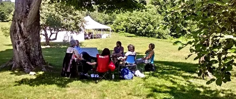 Conference sonnet class under the maple tree on the Frost grounds