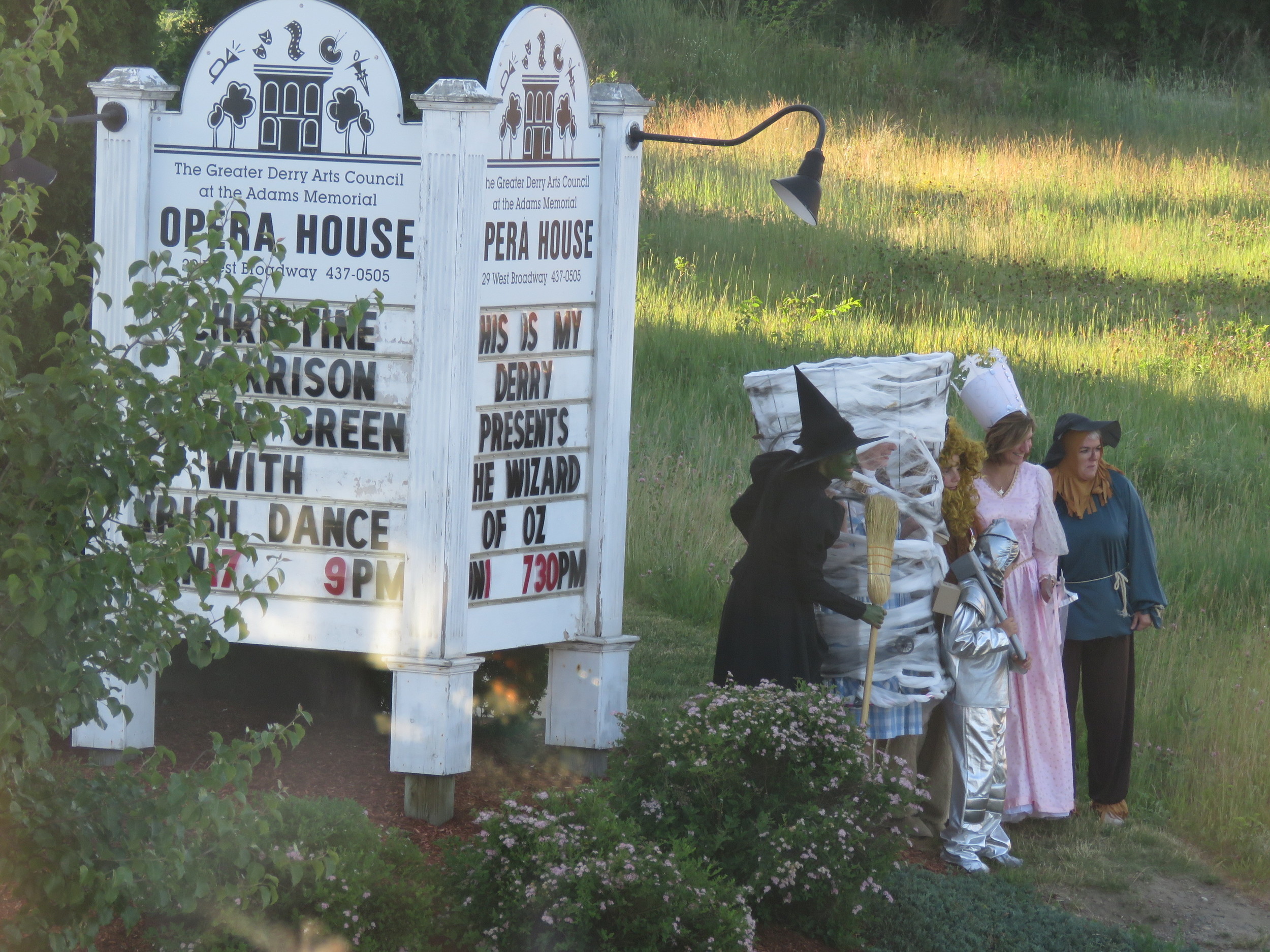 The scene outside the dinner window: "There's no place like the Frost Farm Poetry Conference."