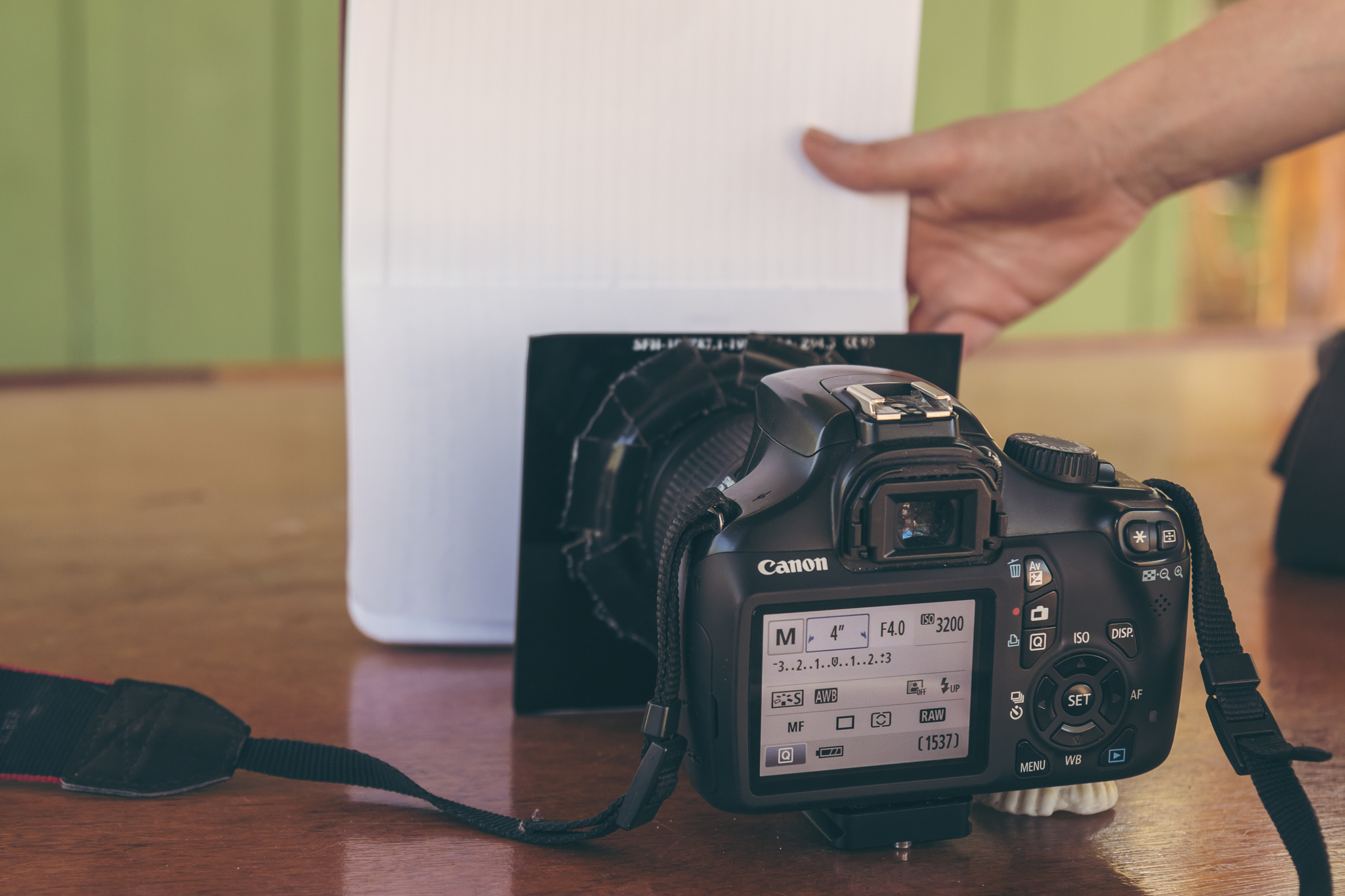 Note the camera settings shown here. As the filter is on, it will take a lot of exposure for the sensor to see anything. Note the rather high ISO, wide aperture, and 4" shutter speed. Another thing to note: set to Auto White Balance for your test sh…