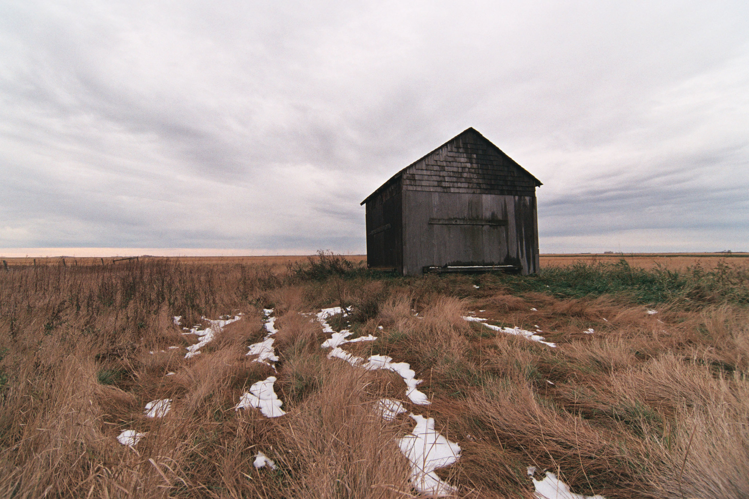 Lone Grain Bin | Rural Saskatchewan | Canon Elan II | Tokina 11-16 f/2.8 | AGFA Vista Plus 200 