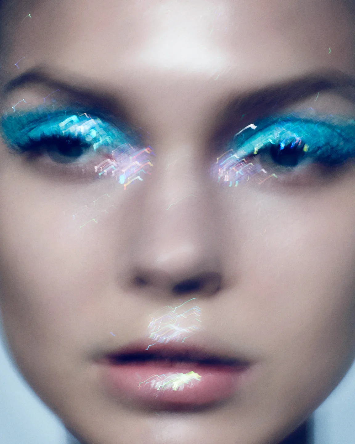 WWD_GLITTER_2016_001.jpg