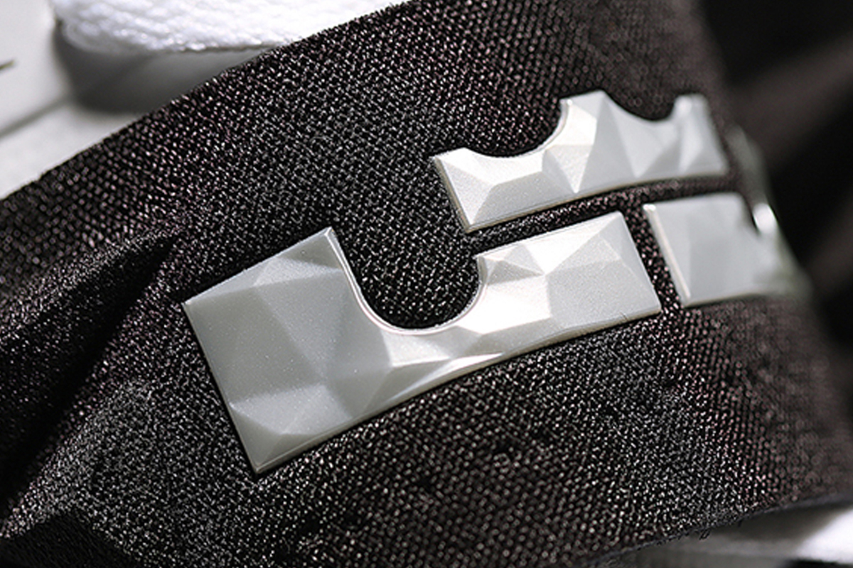 lebron logo shoes