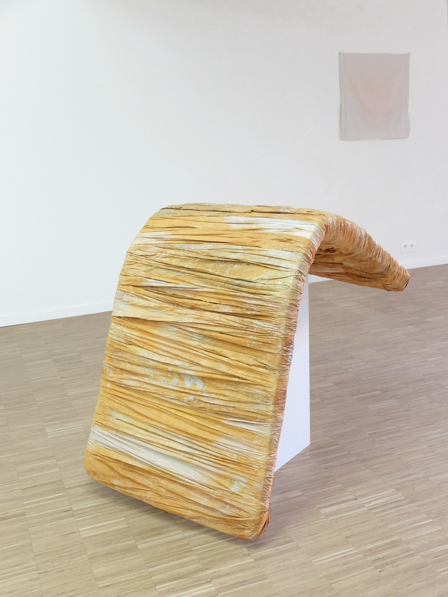 Regarding the bodies of others , excavated plastic and found mattress, 135x100x80cm. Exhibition view "Hannah De Corte & Céline Prestavoine", Stéphanie Jaax gallery, January 2017.