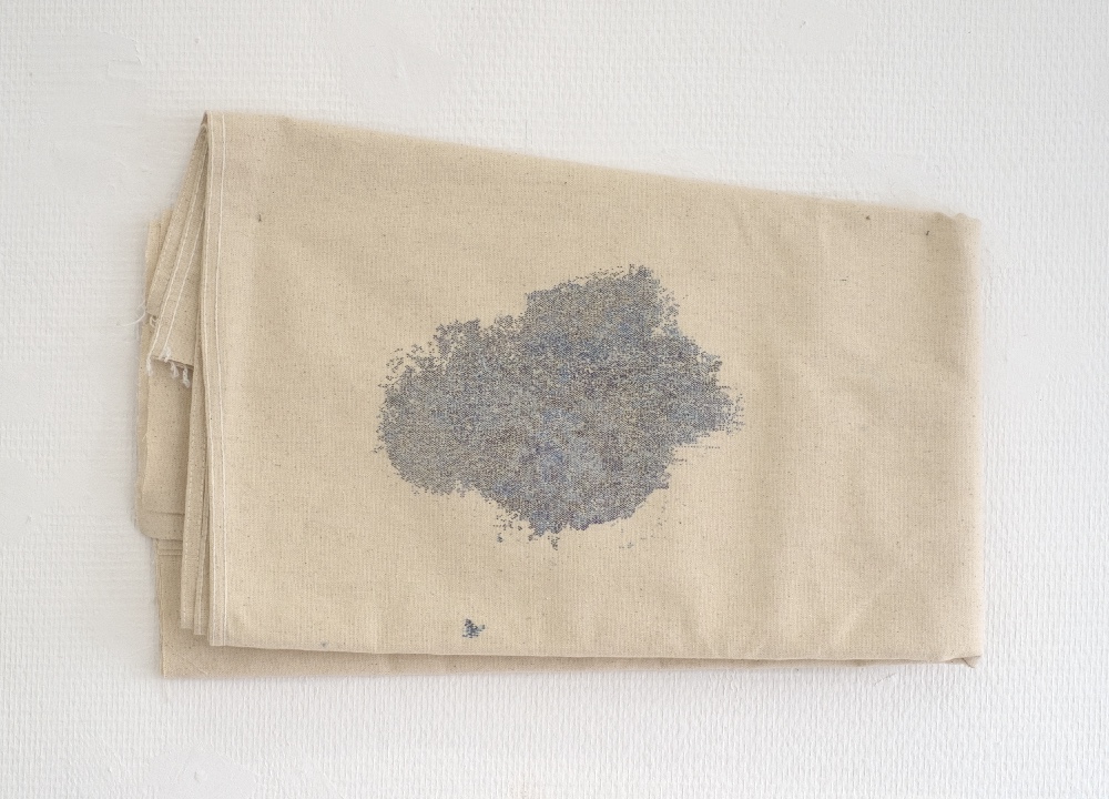 Nocturne (“Weave” series), solvent marker on cotton canvas, 35 x 50 cm Photographs: Stefaan Schuebe