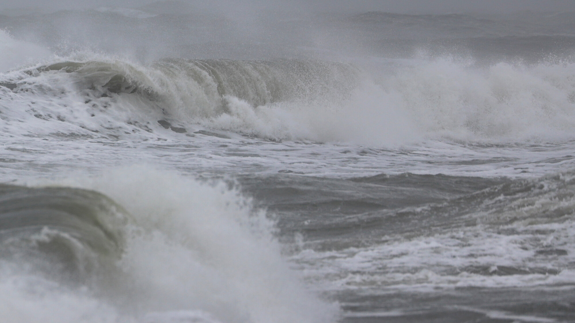  Waves at Rudee Inlet during the Mid-November Nor'easter / 17 Nov 