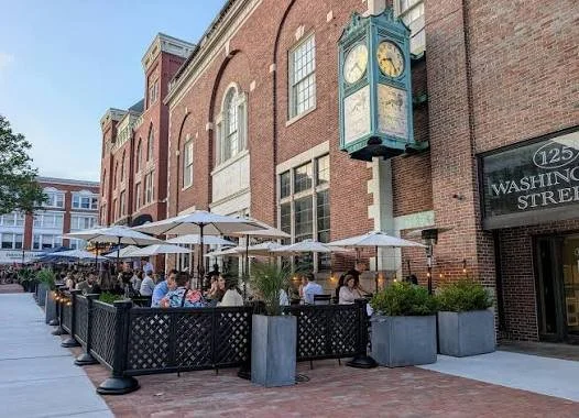WORKSHOP - Dinner and Wreath making at Ledger Restaurant & Bar, Salem MA